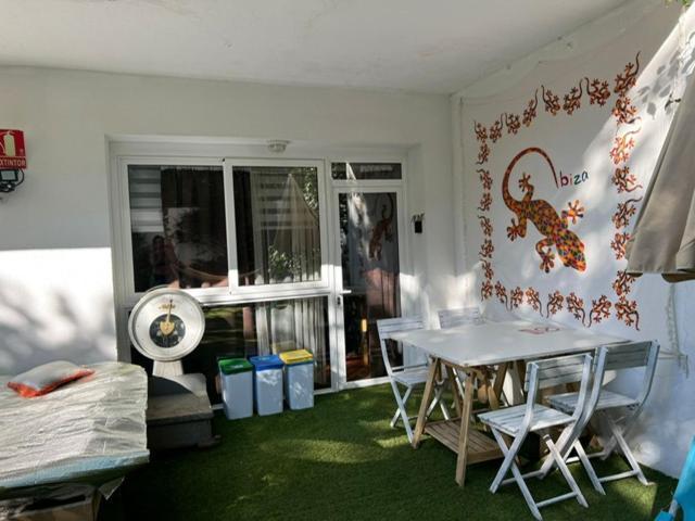 Apartamento Abierto Con Patio Matadepera Exterior photo